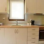 Kapari House 1 Min From The Of *