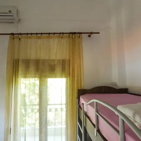 Hébergement de vacances Kapari House 1 Min From The Of