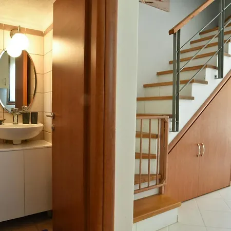 Kapari House 1 Min From The Of