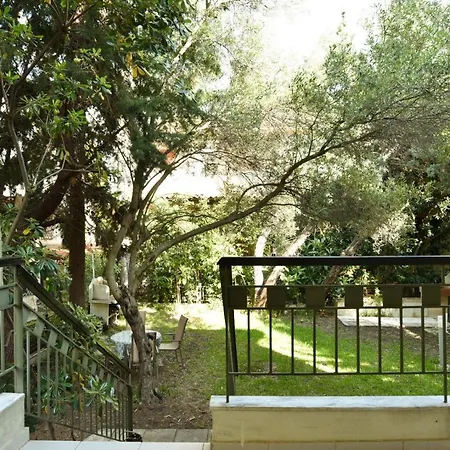 Hébergement de vacances Kapari House 1 Min From The Of