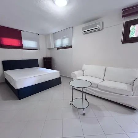 Kapari House 1 Min From The Of *
