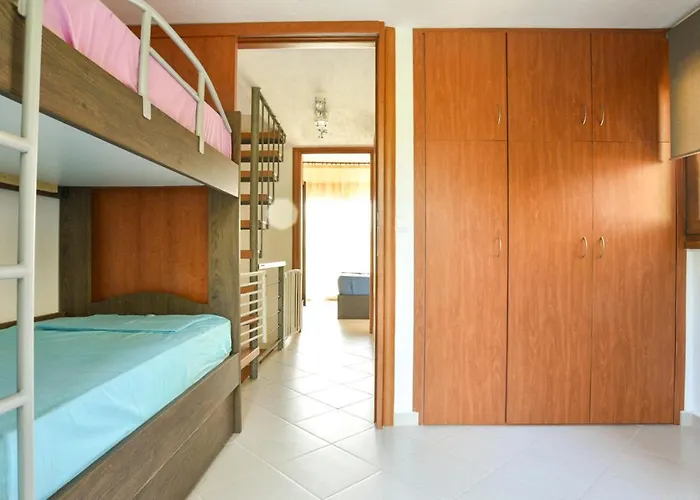 Kapari House 1 Min From The Of 度假居 尼基季