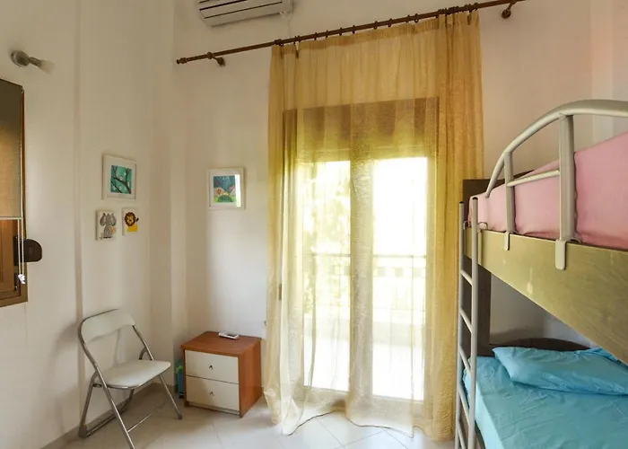 Kapari House 1 Min From The Of 度假居 尼基季