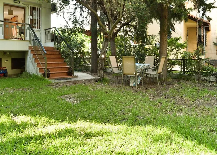 Kapari House 1 Min From The Of 尼基季